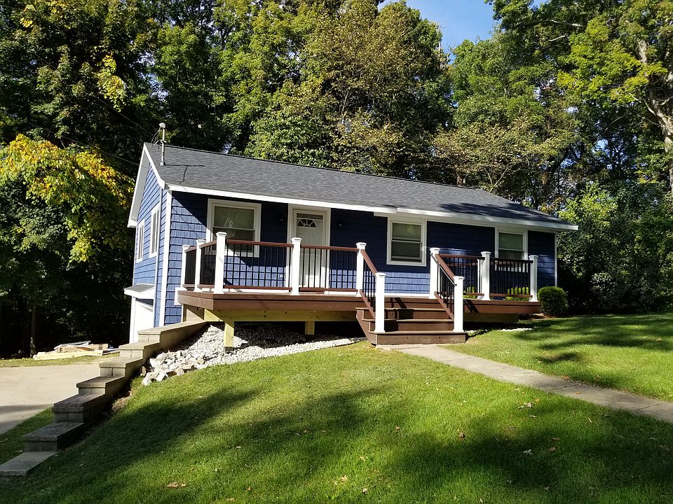 5551 Robinwood Ct, Manitou Beach, MI 49253 Zillow