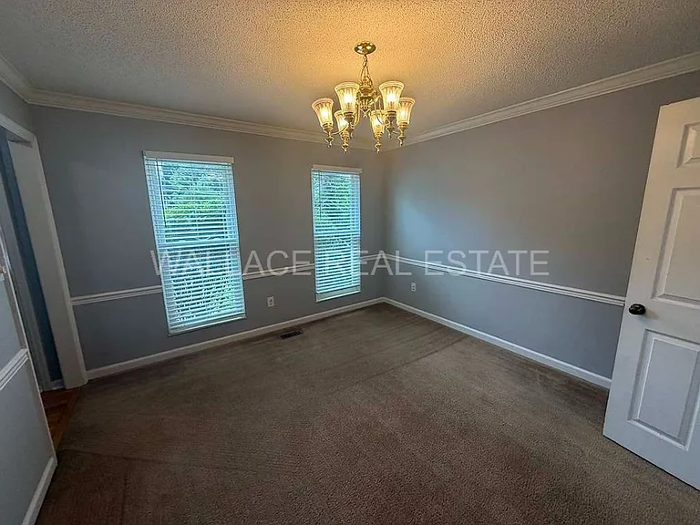 1209 Halifax Rd — Photo 4
