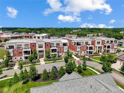 220 Vintage Club Dr #104, Cincinnati, OH, 45249