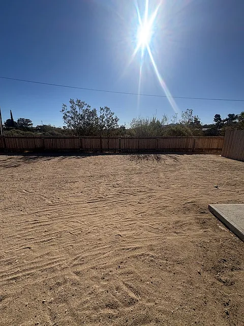 HUGE YARD! - 55897 Santa Fe Trl