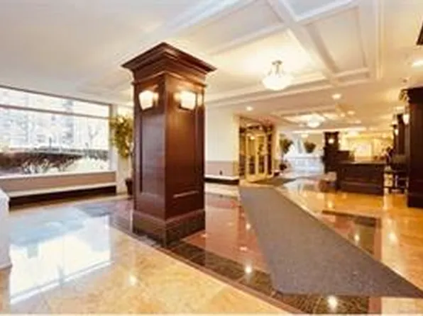 1237 Avenue Z image 3 of 17