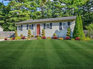 33 Larch Dr, Coventry, RI 02816