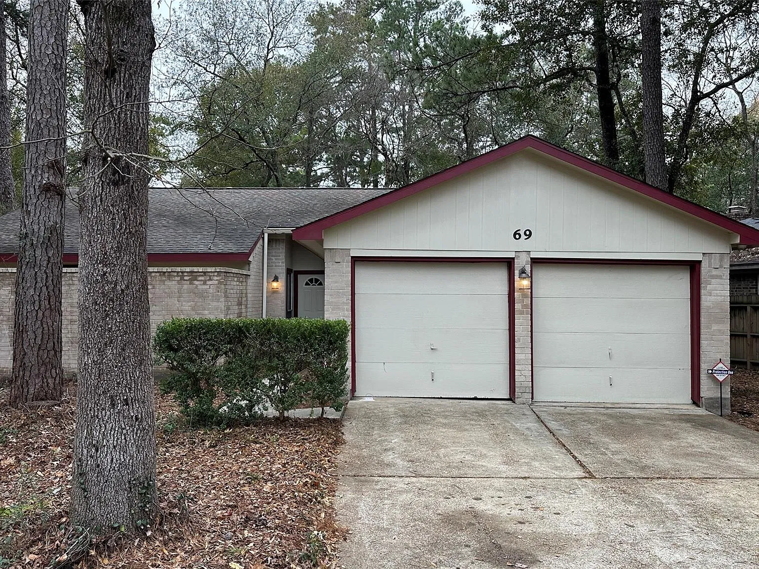 3 bed, 2.0 bath, 1762 sqft, $2,200 — Photo 1