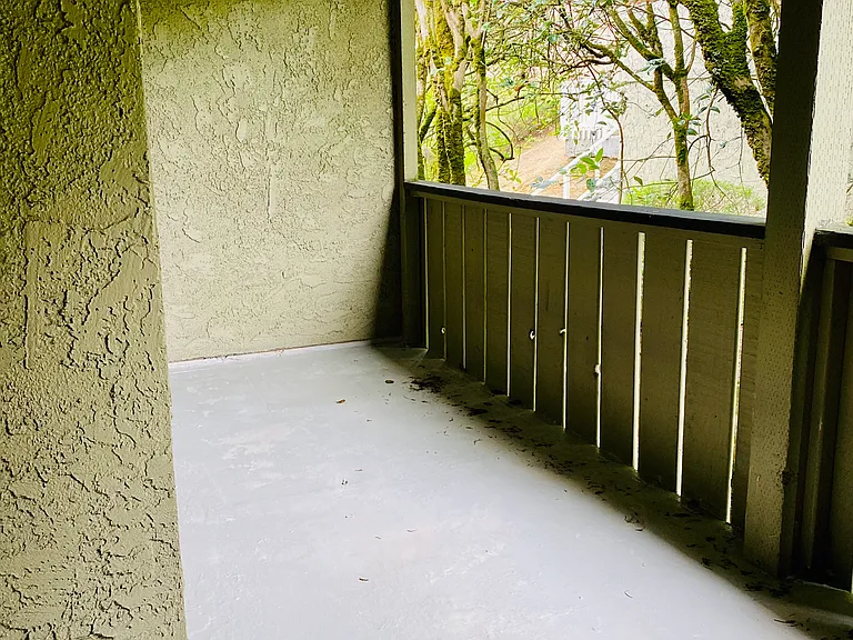 Evergreen Ridge Apartments — Photo 13