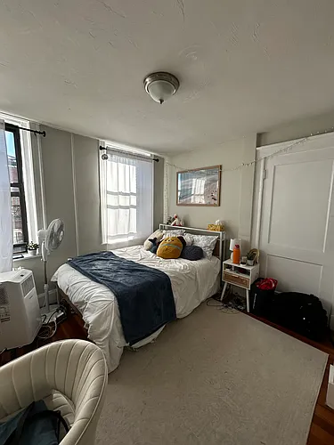 220 Hanover St #17 Photo 1