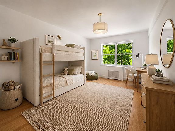 4th image of 310 E 49th St #4GF