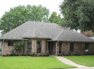 3813 Vista Woods Dr, Carrollton, TX 75007