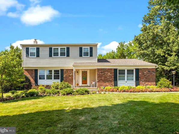 282 Bristol Rd, Chalfont, PA 18914