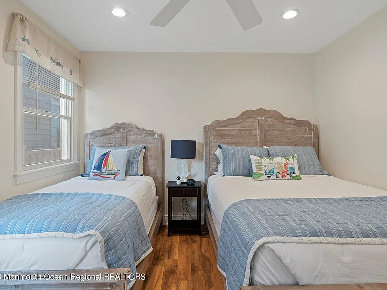 1404 Oceanfront #DOWN — Photo 16