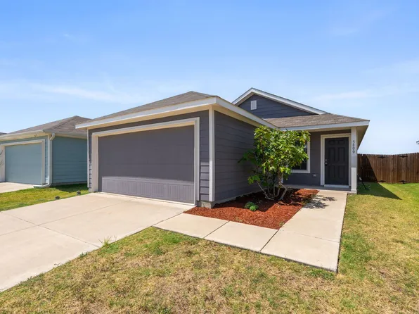 5800 Timber Point Dr, Princeton, TX 75407