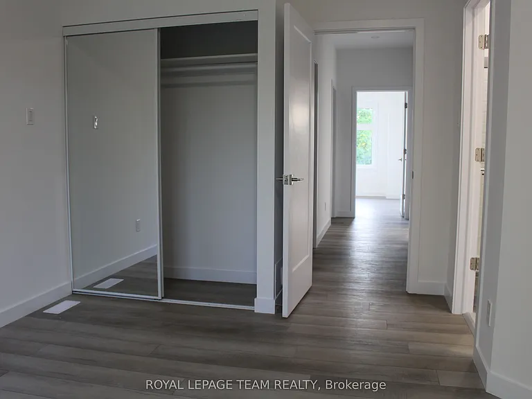 155 Longpre St E #A — Photo 17