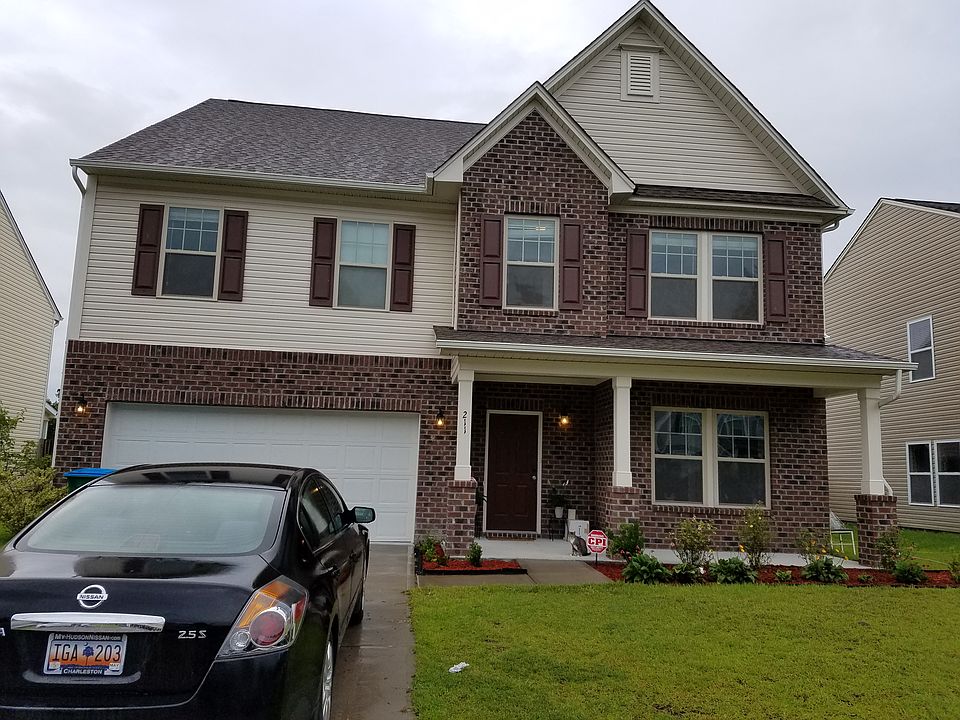 1st image of 211 Balsam Cir