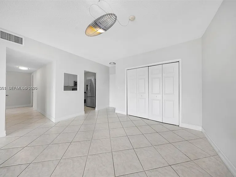 1455 N Treasure Dr #7J — Photo 16