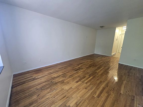 3rd image of 31-28 29th St #5FF