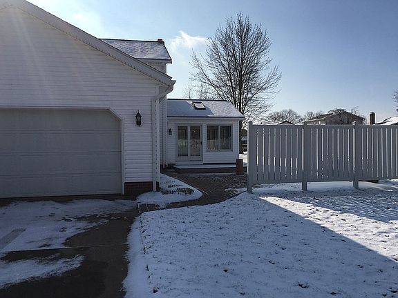 4th image of 13413 Cinnamon Lane Ave NW