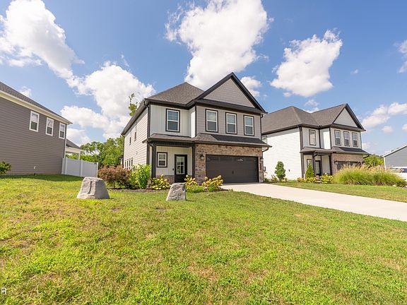2nd image of 1722 Melton Meadows Dr