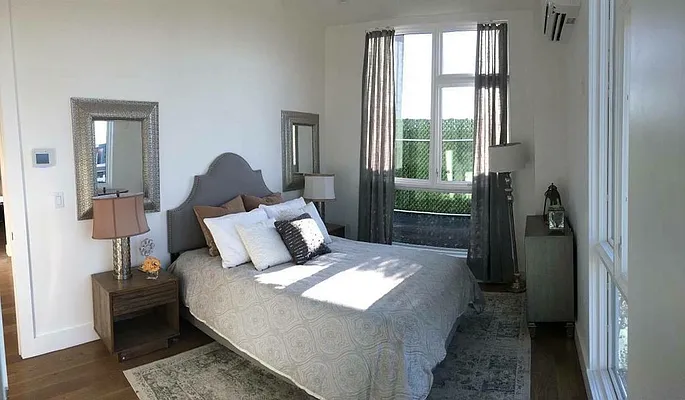 Rented by Miron Realty Group | media 17