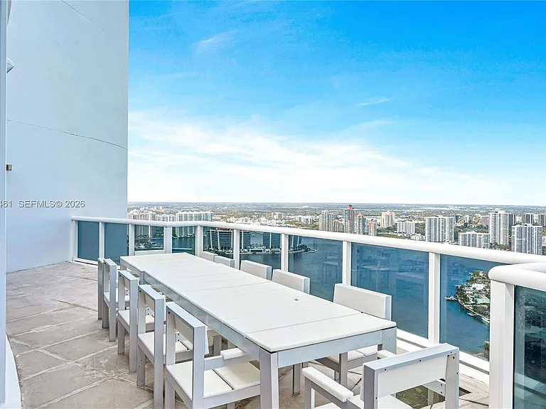 18101 Collins Ave #5509 — Photo 42