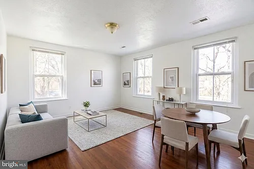 407 Lebaum St SE #1 Photo 1