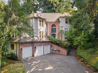 1928 Palisades Terrace Dr, Lake Oswego, OR 97034