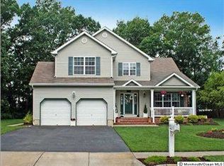 4 Yaffa Rd, Bayville, NJ 08721