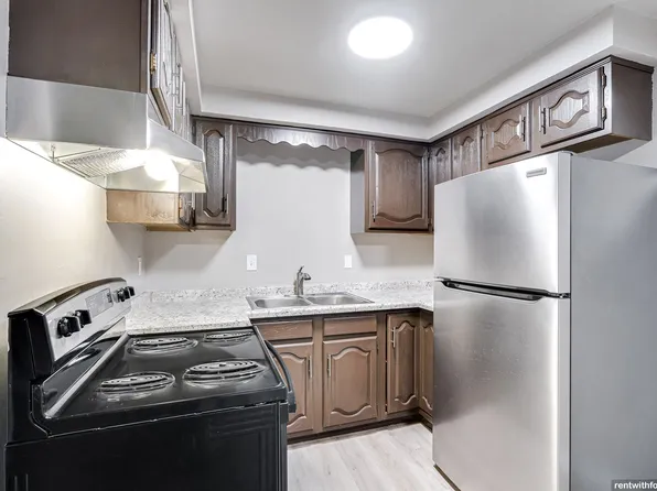 1000 Taylor St Little Chute, 1000 Taylor St APT 7, Little Chute, WI 54140