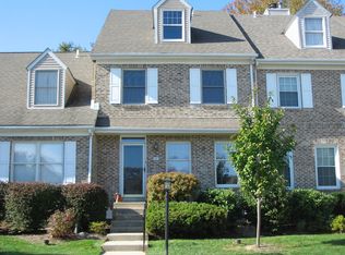 1286 Country Club Dr, Springfield, PA 19064