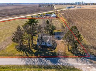 297 2400th Ave, Latham, IL 62543