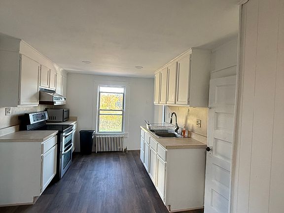 5th image of 91 Lathrop Rd #1