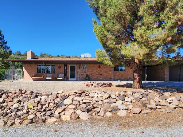 3515 Jack Frost Dr, Silver City, NM 88061