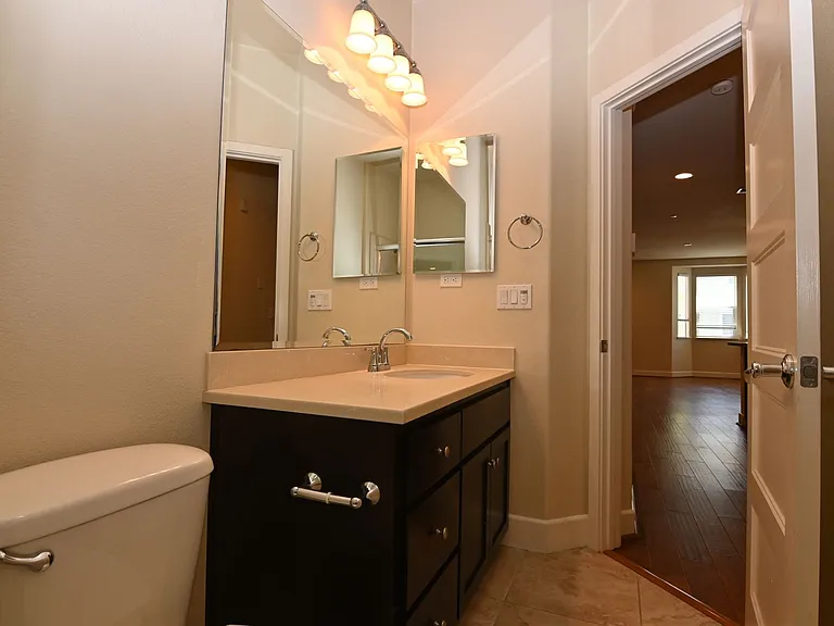 6543 Tralee Village Dr — Photo 16