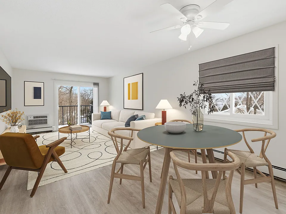 East Bay Apartments