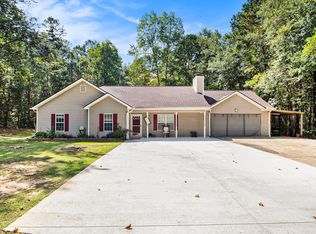 1237 Cross Plains Hulett Rd, Carrollton, GA 30116
