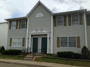 40 Lakeview Dr, Clarks Summit, PA 18411