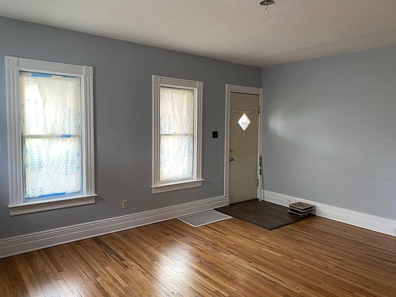 5th image of 544 E 21st St #1