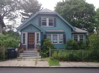 12 Park Ln, Jamaica Plain, MA 02130