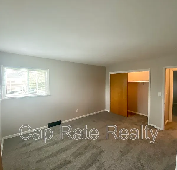 26 S Hampton Rd #C — Photo 18