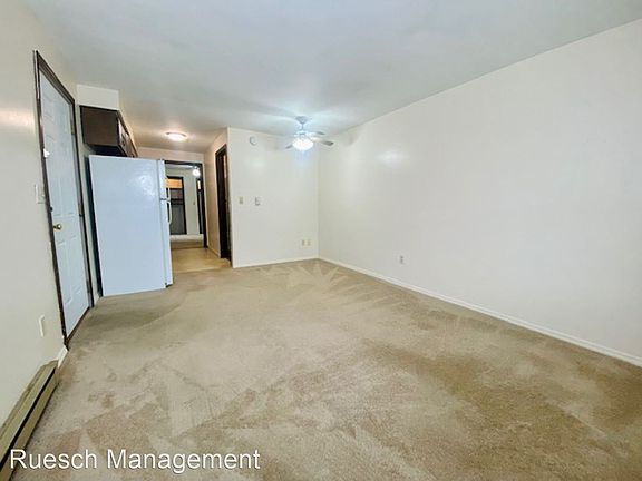 4th image of 420 S Maple Ave #11591561