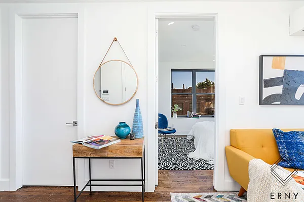 Rented by ERNY LLC | media 29