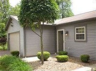 4372 Devonshire Dr, Boardman, OH 44512