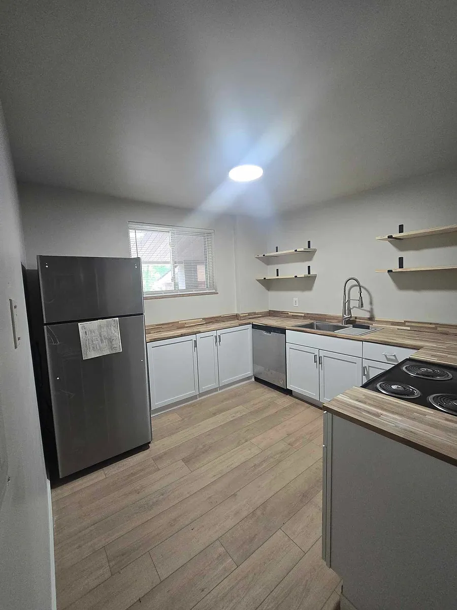 Building Photo - 5021 Jacksboro