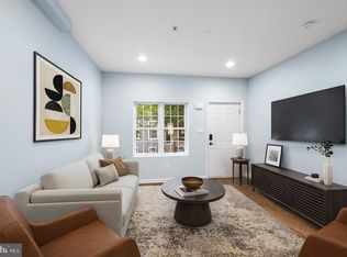 1811 Titan St, Philadelphia, PA 19146
