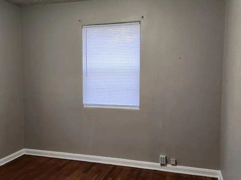 Unit Photo