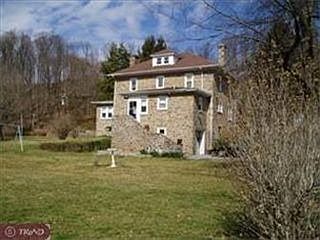 2nd image of 1720 Baltimore Park