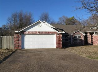 1808B Main Dr, Springdale, AR 72762