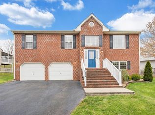 4618 Nevis Dr, Salem, VA 24153