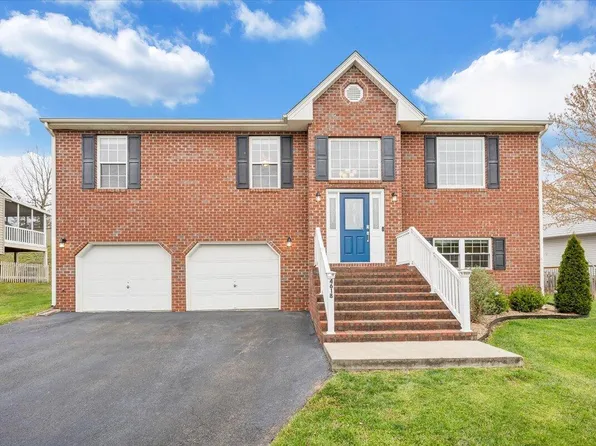 4618 Nevis Dr, Salem, VA 24153