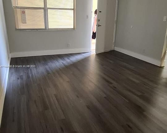 3rd image of 2008 Jackson St APT B2