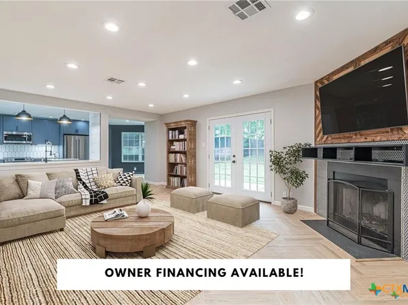 1418 Meadow Pkwy, San Marcos, TX 78666