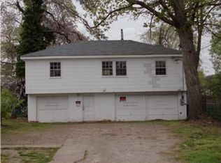 104 Harris Rd, Portsmouth, VA 23702